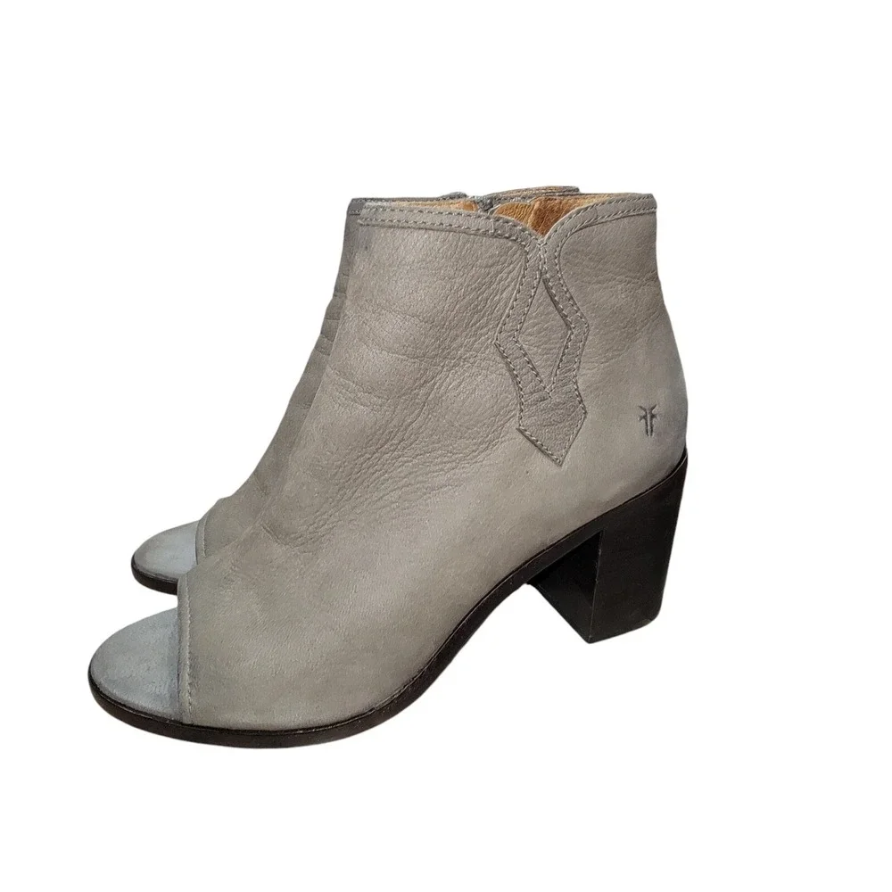 FRYE Boots Women 9.5M Gray Nubuck Leathe Ankle Bootie Danica Peep‎ Toe Heel Shoe
